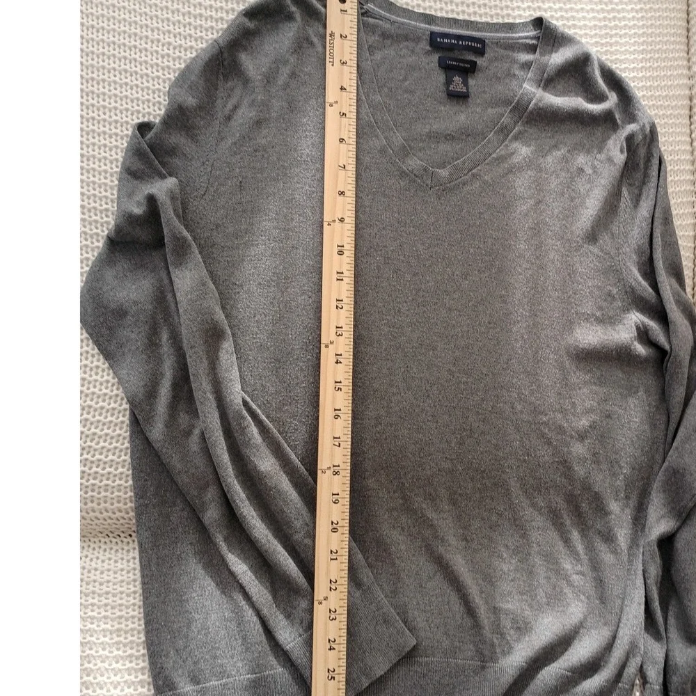 Banana Republic Mens V Nk Sweater Luxury Blend Silk Cotton Cashmere Gray‎ Size L